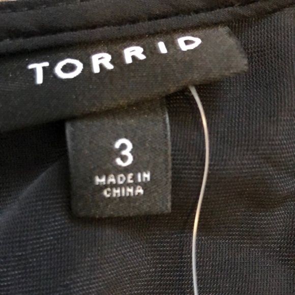 NWT Torrid Velvet Short Sleeve Top Sz 3X Black Party Holiday Classic Neutral - Picture 3 of 8